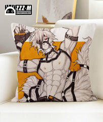  Lycaon Throw Pillow